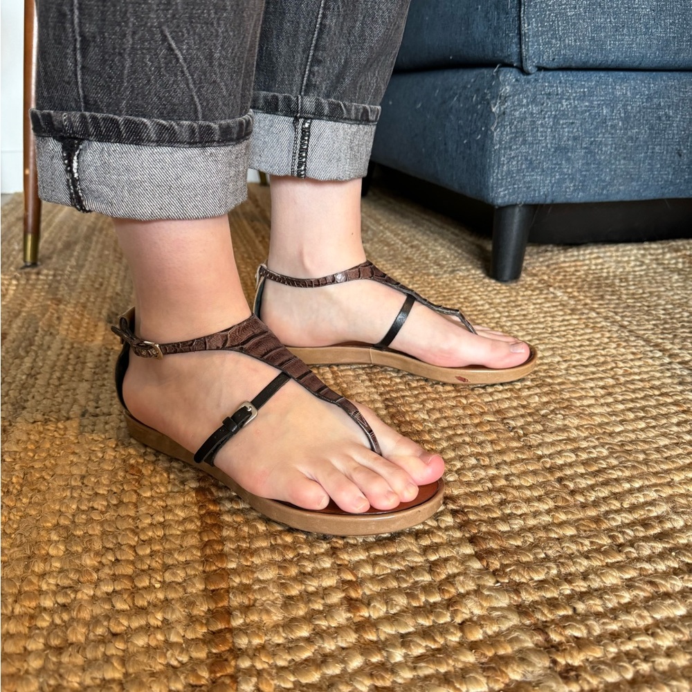 Vintage Laurèl Sandals